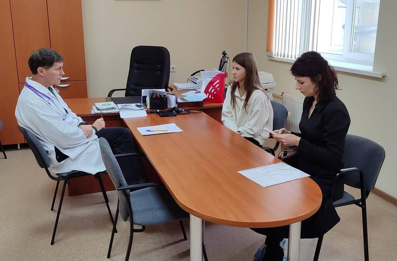 В единый региональный день приёма граждан 16 ноября, личный прием провел и.о. главного врача ГУЗ «Областной клинический кардиологический диспансер», д.м н. Толстов С.Н. В единый региональный день приёма граждан 16 ноября, личный прием провел и.о. главного врача ГУЗ «Областной клинический кардиологический диспансер», д.м н. Толстов С.Н.