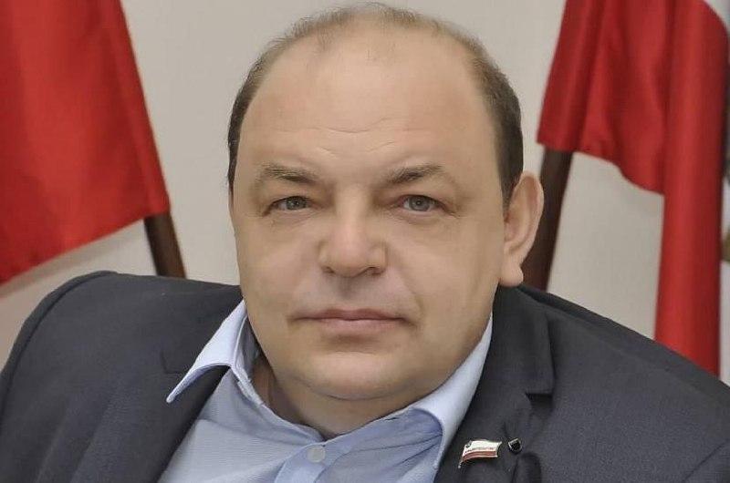 Уважаемые жители Саратовской области! Вот и наступило Рождество Христово. Праздник, который ждут и взрослые и дети. В этот день, дома наполняются веселым смехом и ароматными рождественскими угощениями. Уважаемые жители Саратовской области! Вот и наступило Рождество Христово. Праздник, который ждут и взрослые и дети. В этот день, дома наполняются веселым смехом и ароматными рождественскими угощениями.